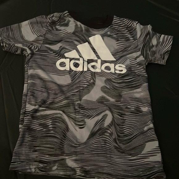 adidas Other - Adidas boys size 6